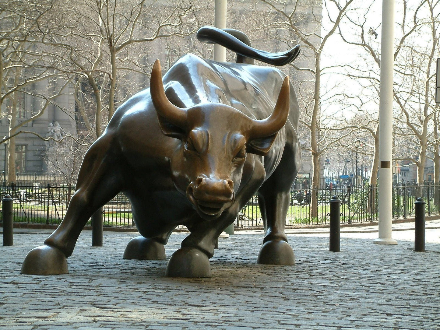 Powerful Momentum Bull – Bronze Sculpture. 42x20x24cm - 4Kg