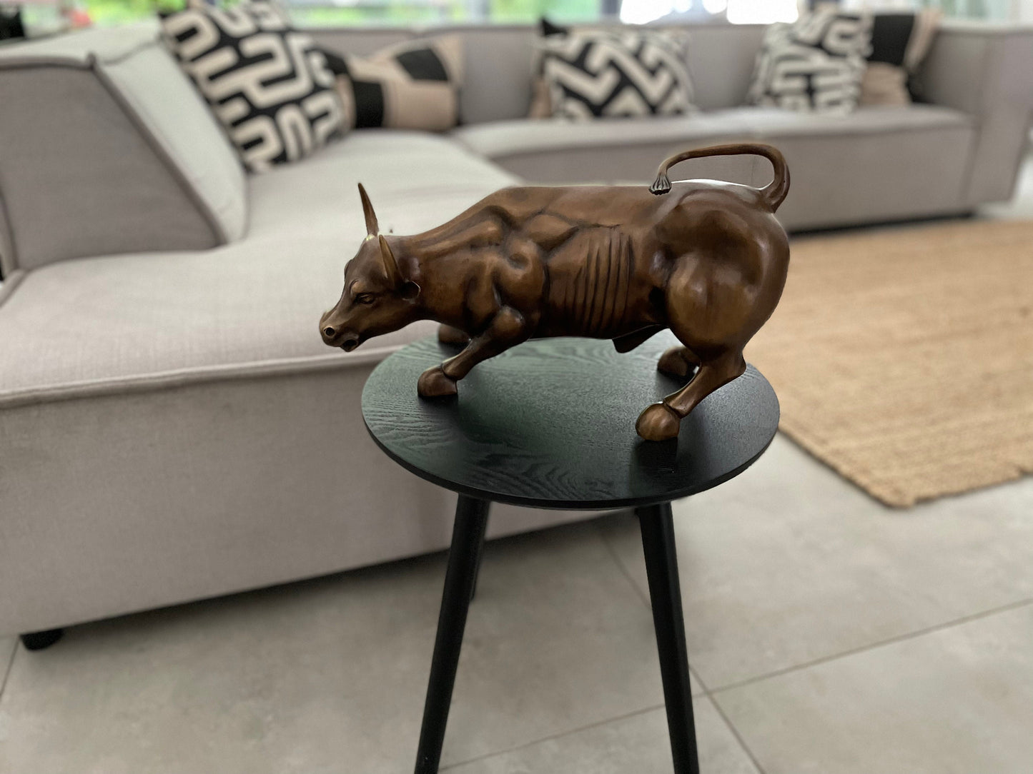 Powerful Momentum Bull – Bronze Sculpture. 42x20x24cm - 4Kg
