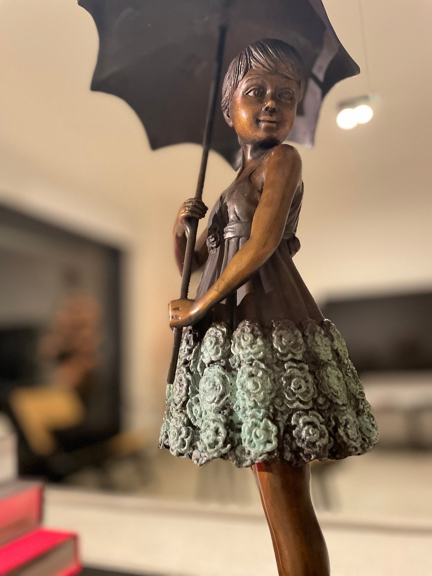 Rainy Day Stroll – Bronze Sculpture. 18x20x45cm - 3.2Kg