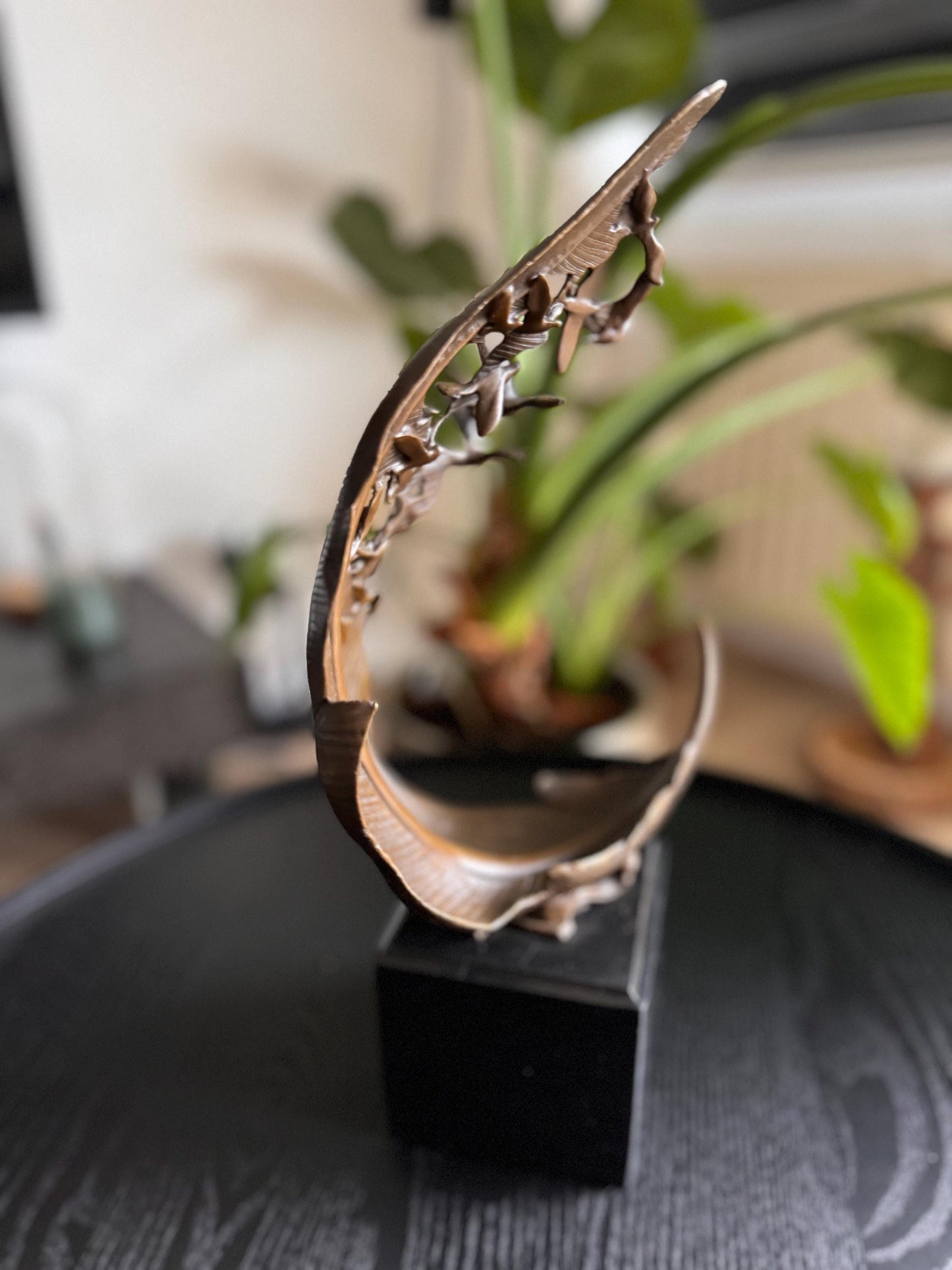 Rising Feather – Bronze Sculpture. 35x19x11cm - 3.3Kg
