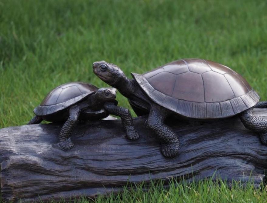 Turtle Family on Log – Bronze Sculpture. 90x30x29cm - 24Kg