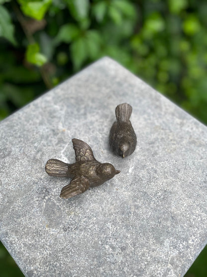 2 Bronzen Vogels 3x3x7 cm / 3x6x7cm