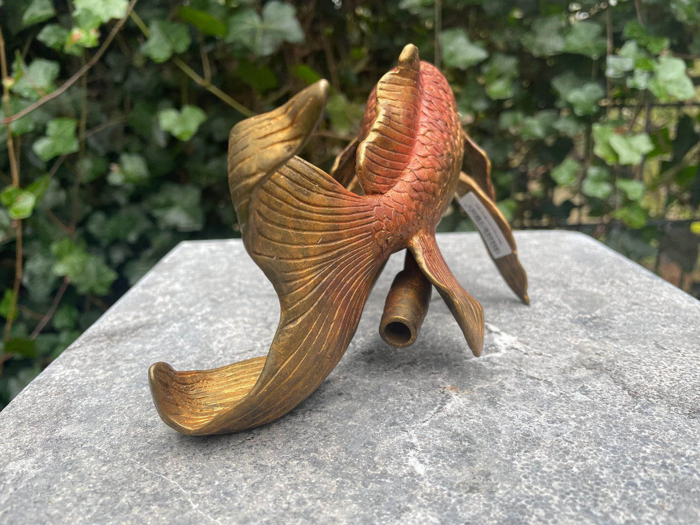 Peixe dourado de bronze ( Fonte ) 11x8x18cm