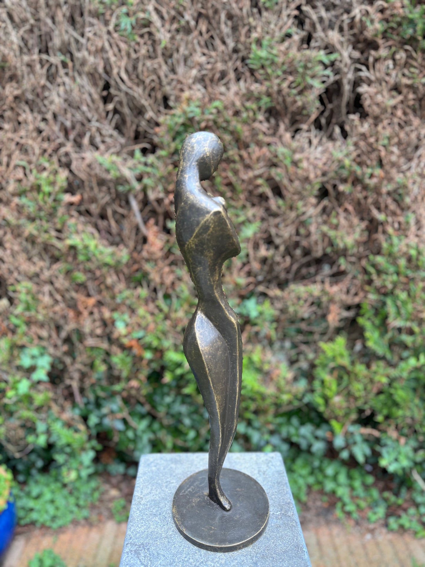 Mãe e filho em bronze - Escultura Moderna - Interior