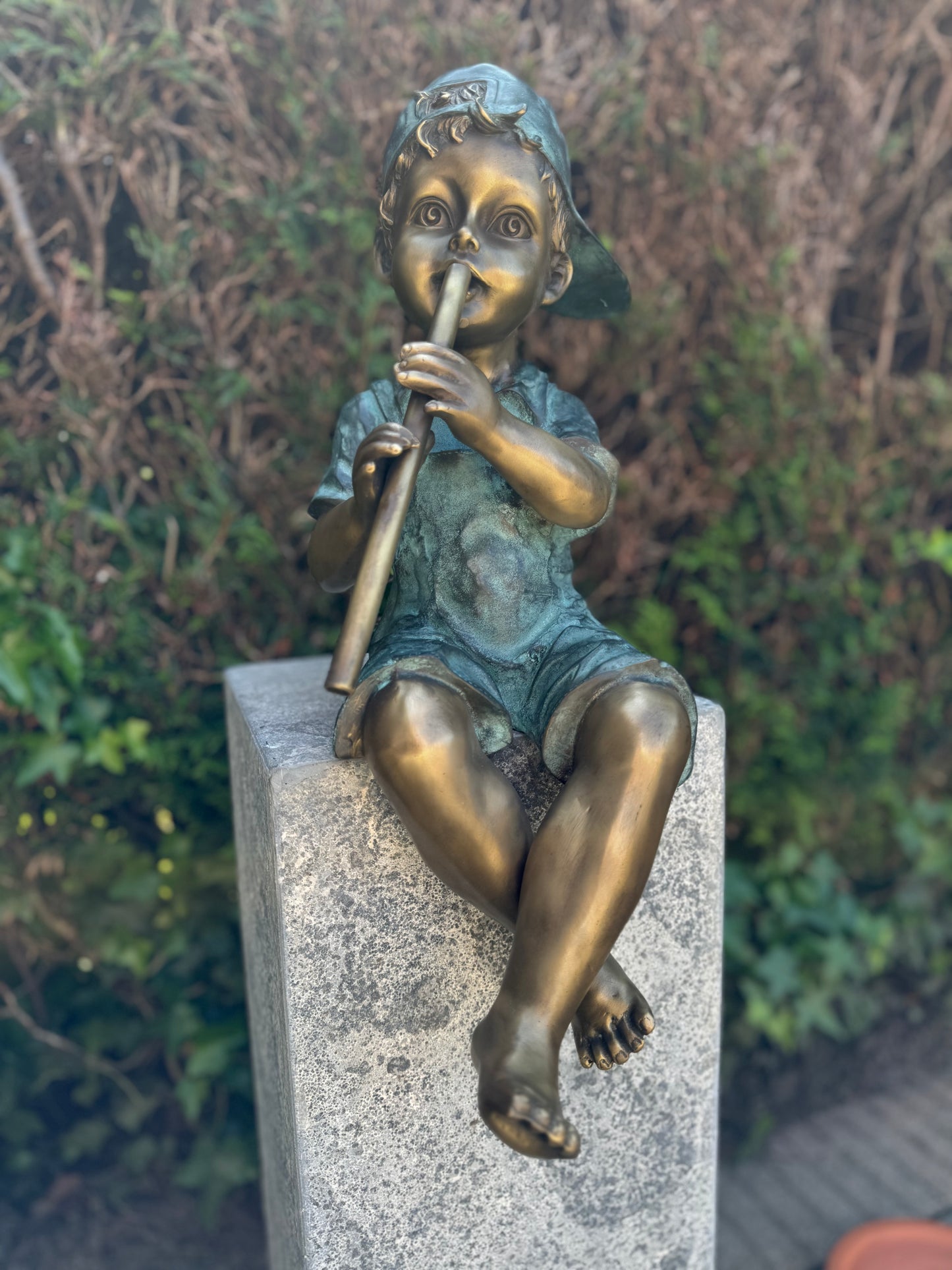 Bronze boy with flute - Fountain - Garden decoration