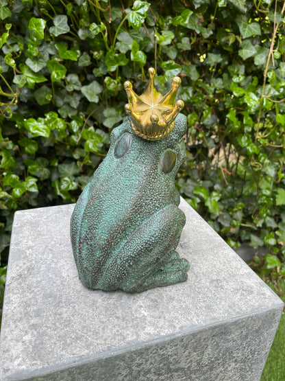 Bronze King Frog - Fountain - Garden Statue - Pond - Garden Decoration