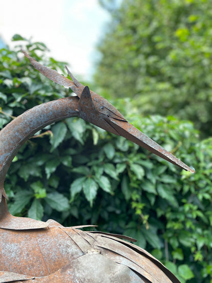 Metal crane with rust 39x28x10cm