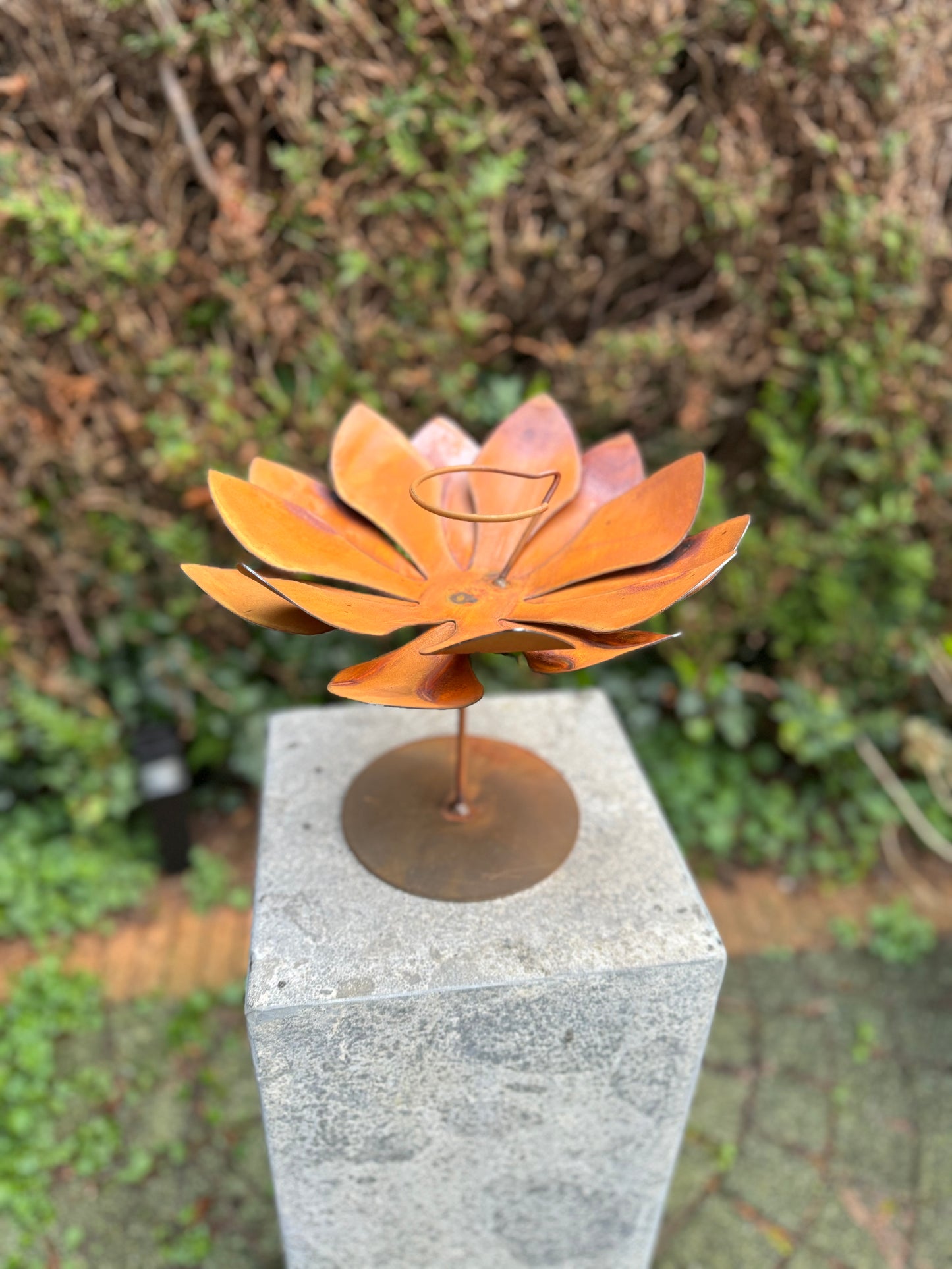 Rust Flower - Candle Holder Flower - 25x25x25cm - 1Kg