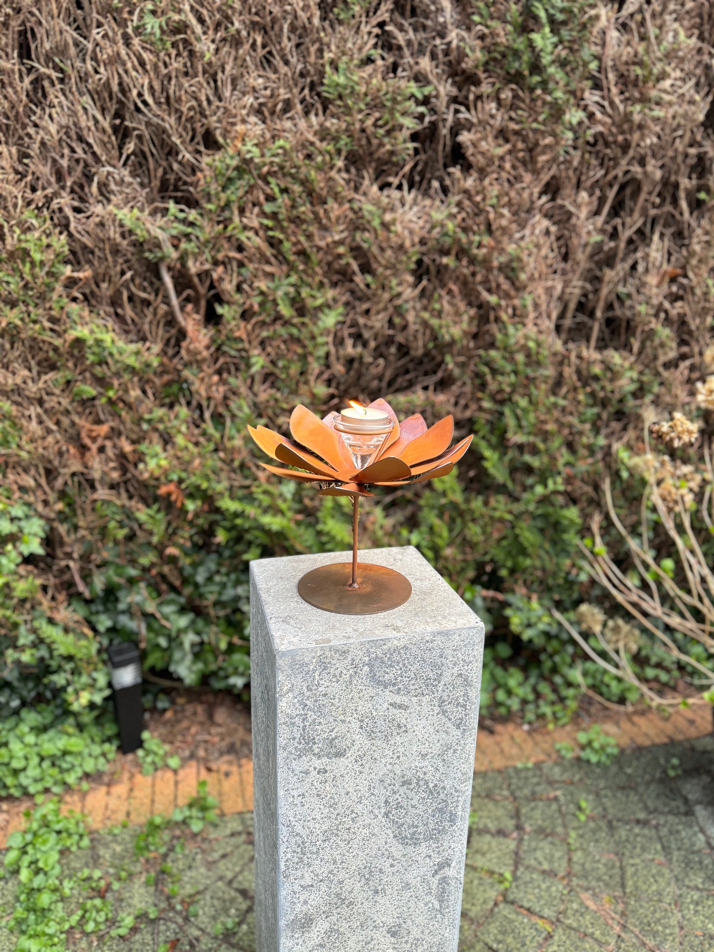 Rust Flower - Candle Holder Flower - 25x25x25cm - 1Kg