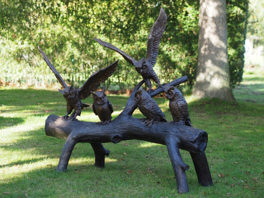 Bronze Owls on a tree stump - 150x50x140cm - 65 Kg