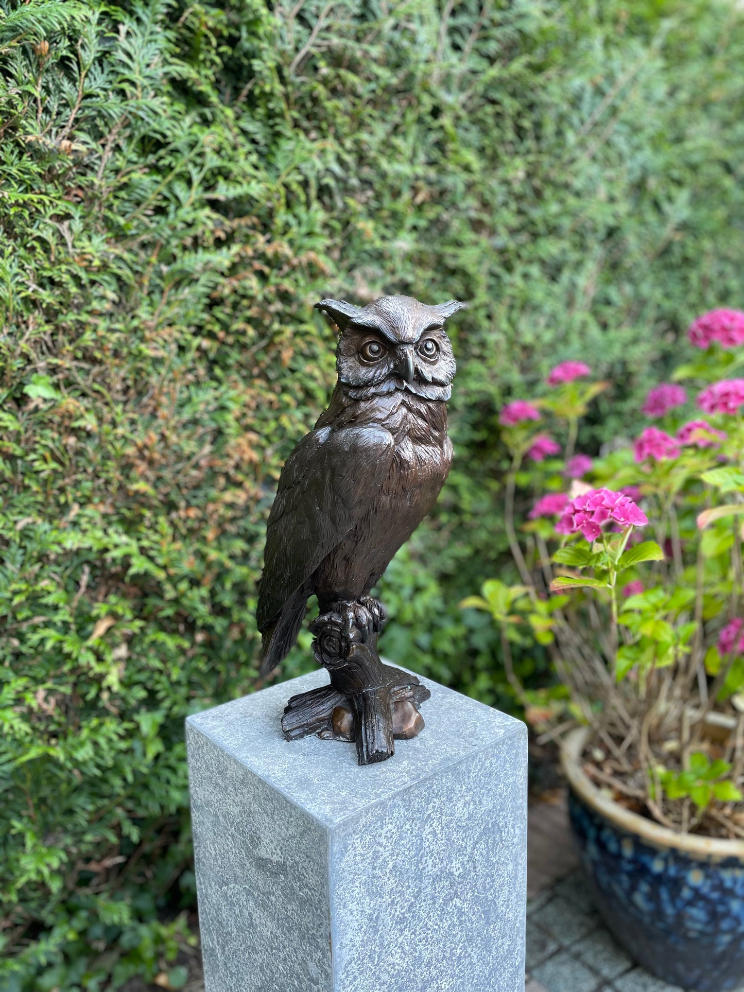 Bronze owl on branch - 20x17x42cm