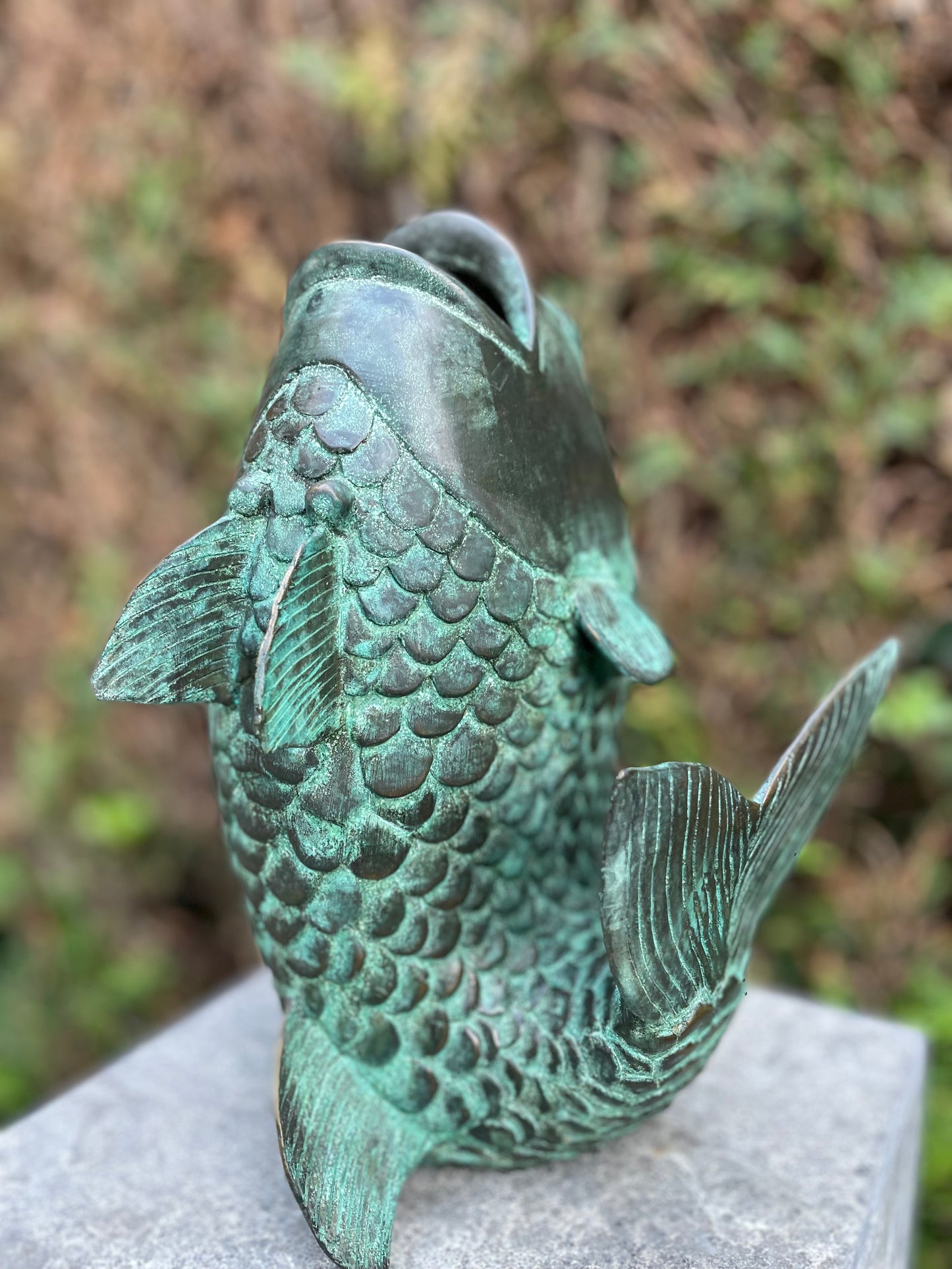 Fountain of a bronze jumping fish - Garden statue - Garden decoration - Pond