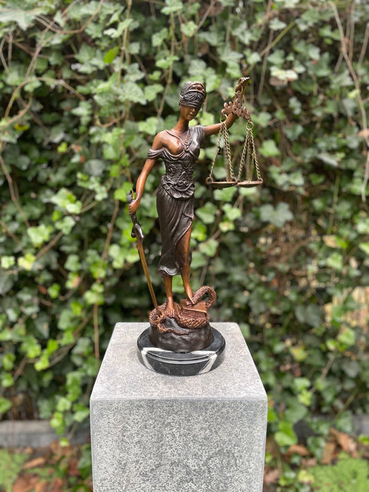 Justitie Vrouw 45x16x16cm