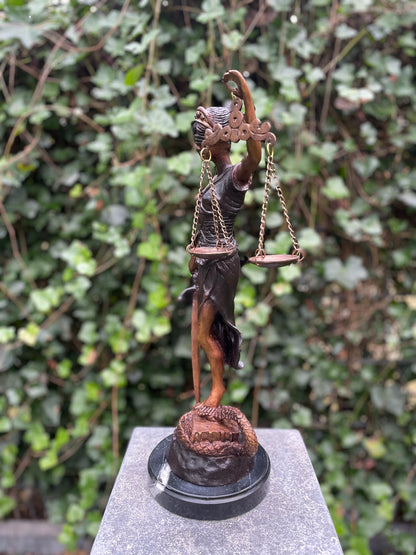 Justice Woman 45x16x16cm