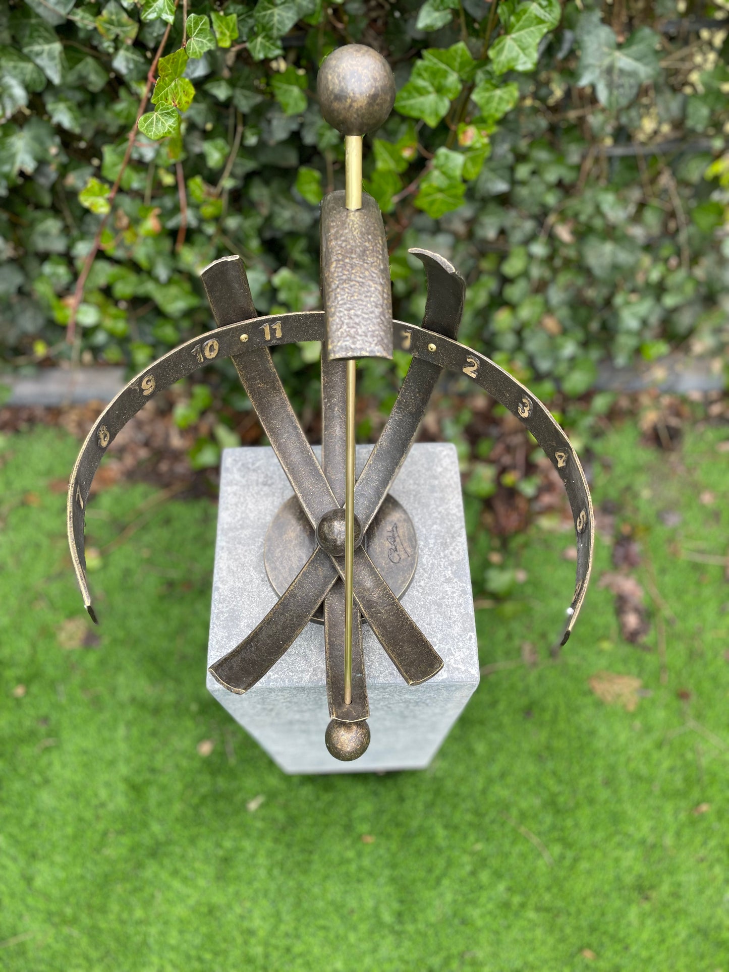 Bronze Sundial - 3 Boge - 37x37x47cm