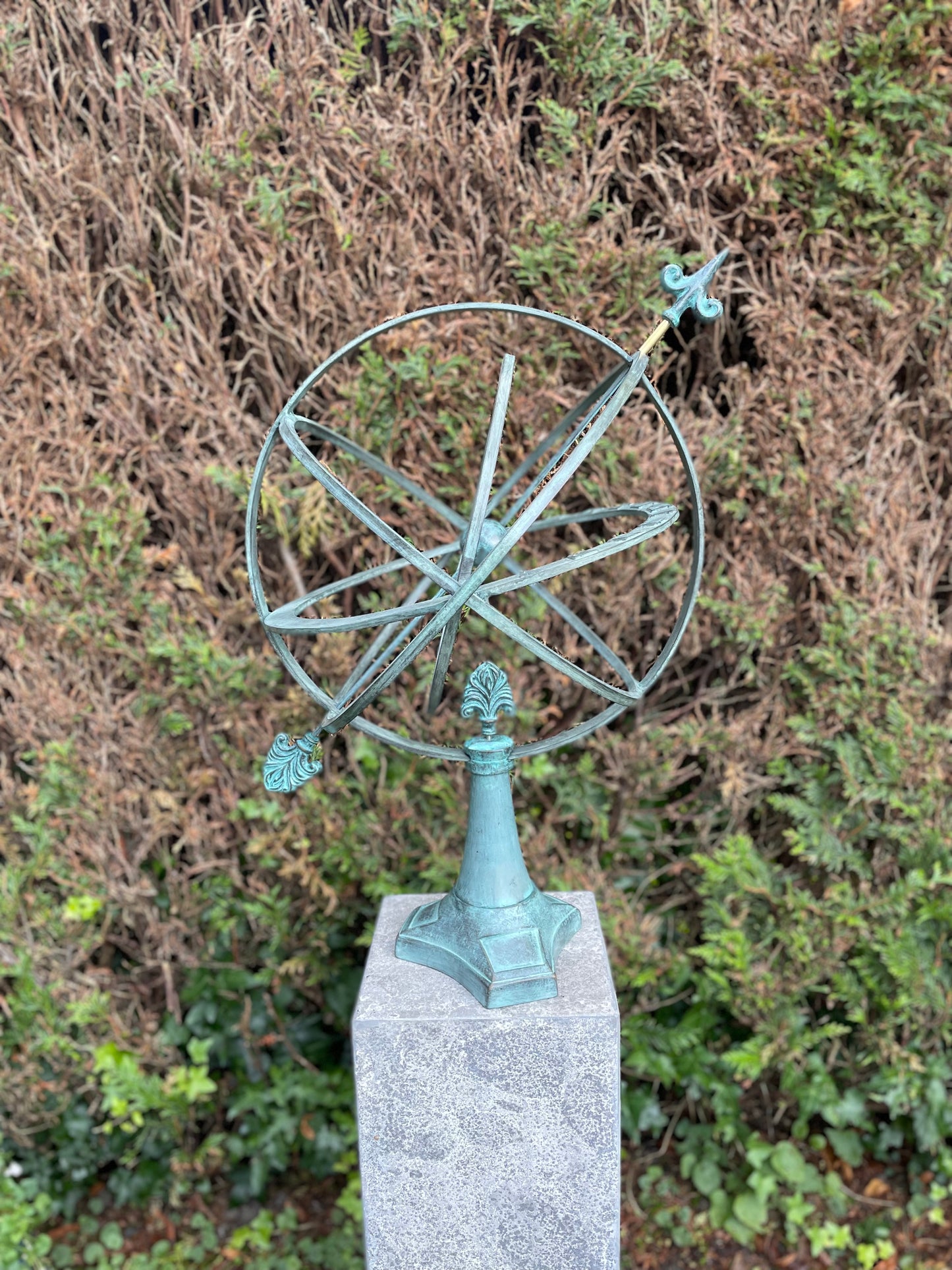 Bronze Sundial -47x47x74cm