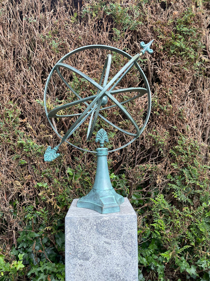 Bronze Sundial -47x47x74cm