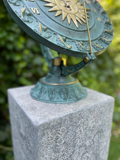 HORI bronze sundial - Garden statues - 30x25x25cm