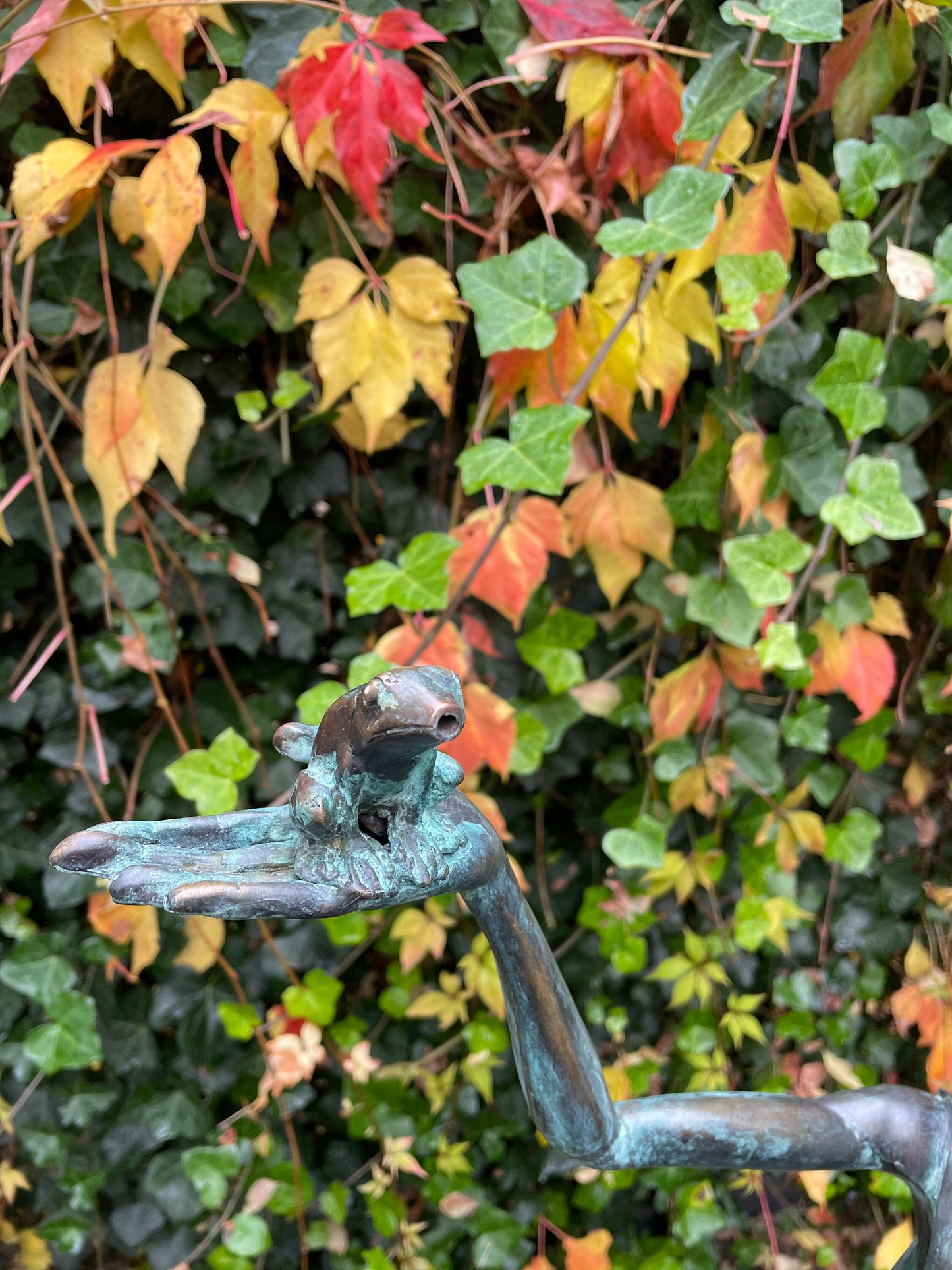 Joyful Elf in Bucket – Bronze Sculpture. 17x15x49cm - 9Kg