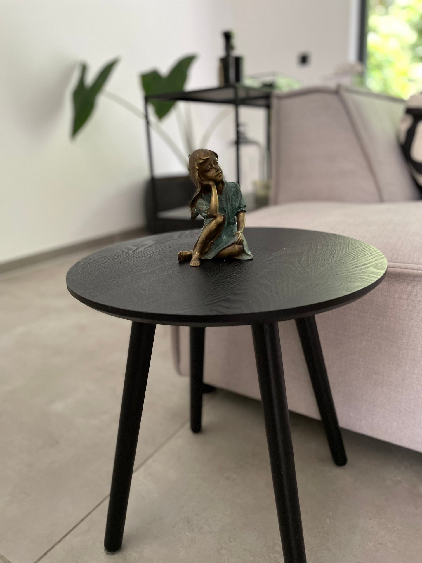 Dreaming Girl – Bronze Sculpture. 9x10x13cm