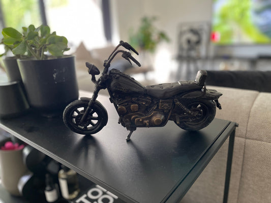 Harley Cruiser – Bronze Sculpture. 18x9x32cm - 2Kg