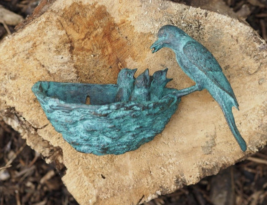 Mother Bird – Bronze Sculpture. 22x8x14cm - 1Kg