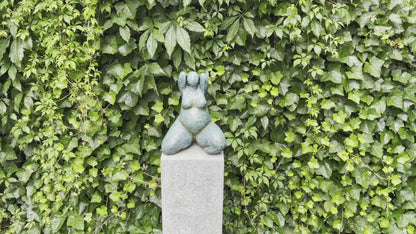 Bronze Fat Woman II - 36x17x32cm