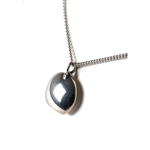 <transcy>Silver Necklace for Bottle Ash</transcy>