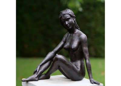 Seated Nude Woman II 29x20x29cm