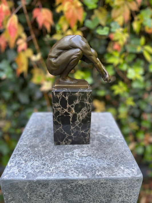 Crouching Nude Man – Bronze Sculpture. 13x8x24cm - 3Kg