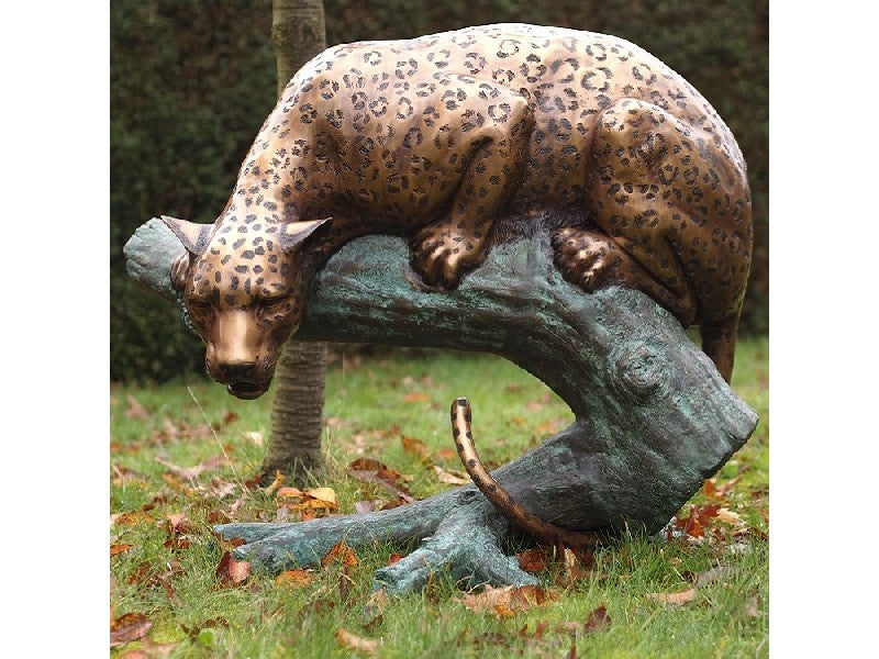 Jaguar in brons 88x55x102cm