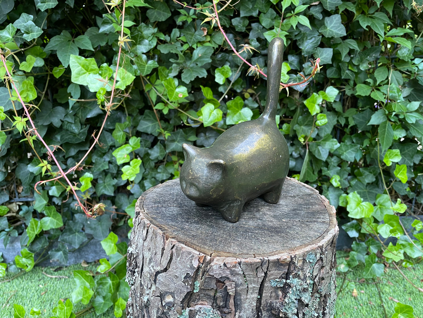 Modern Cat 18x8x15cm