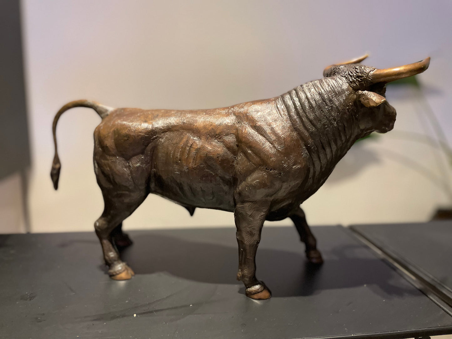 Bronzen Stier 28x14x49cm