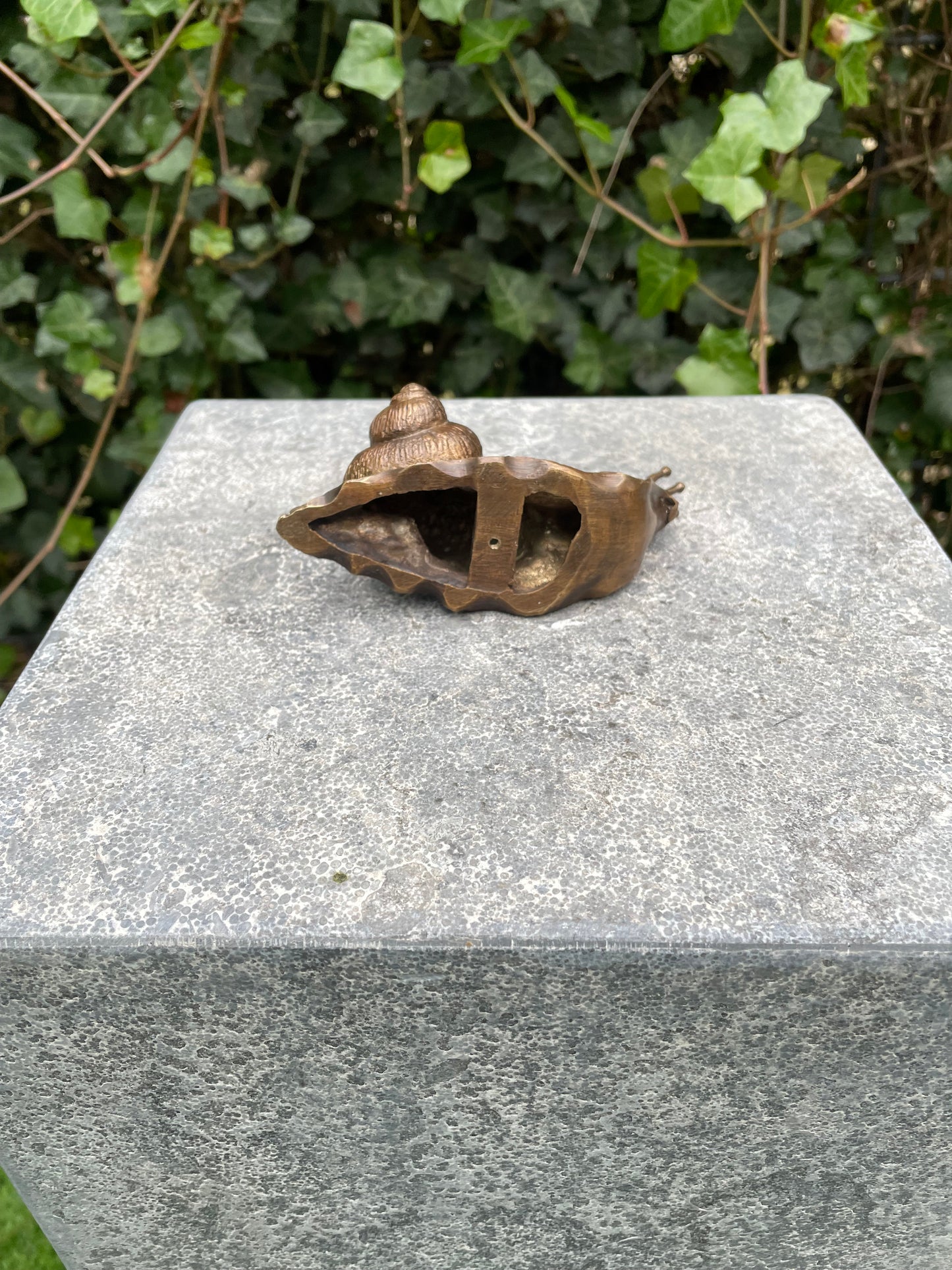 Bronze snail 6x5x11cm