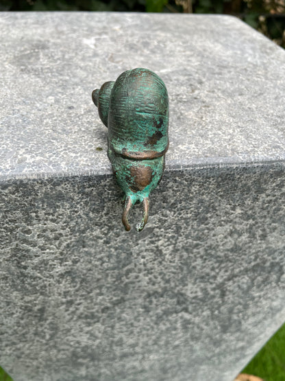 Bronze snail 6x3x7cm