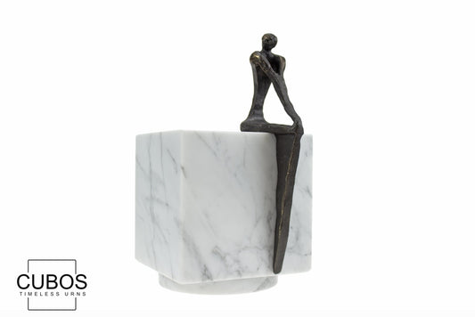 CUBOS + bronze woman sitting - CUBOS