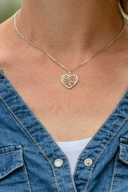 <transcy>Heart Necklaces with Fingerprint + Gray Compartment</transcy>